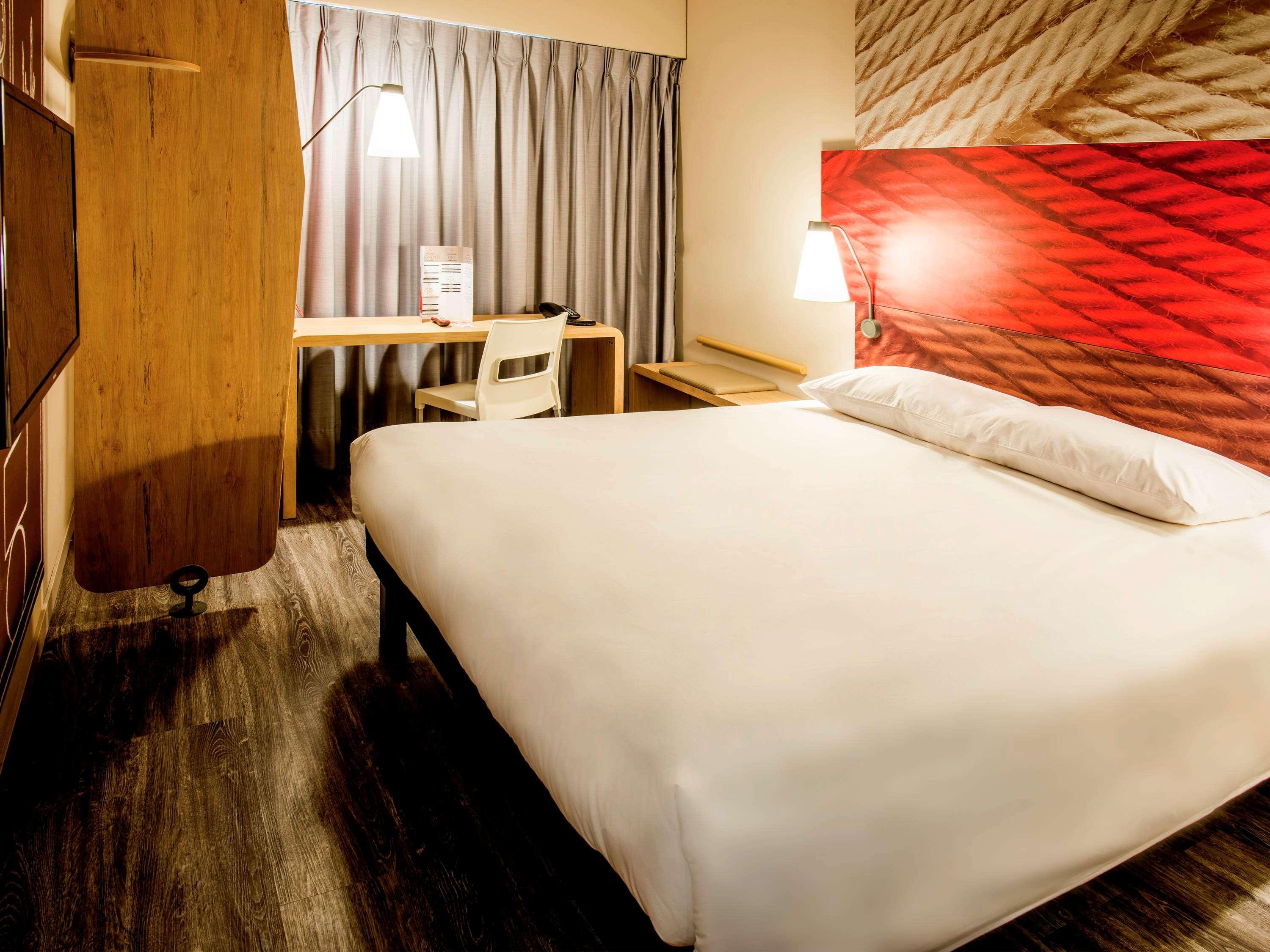 Hotel Ibis Cali Granada ภายนอก รูปภาพ