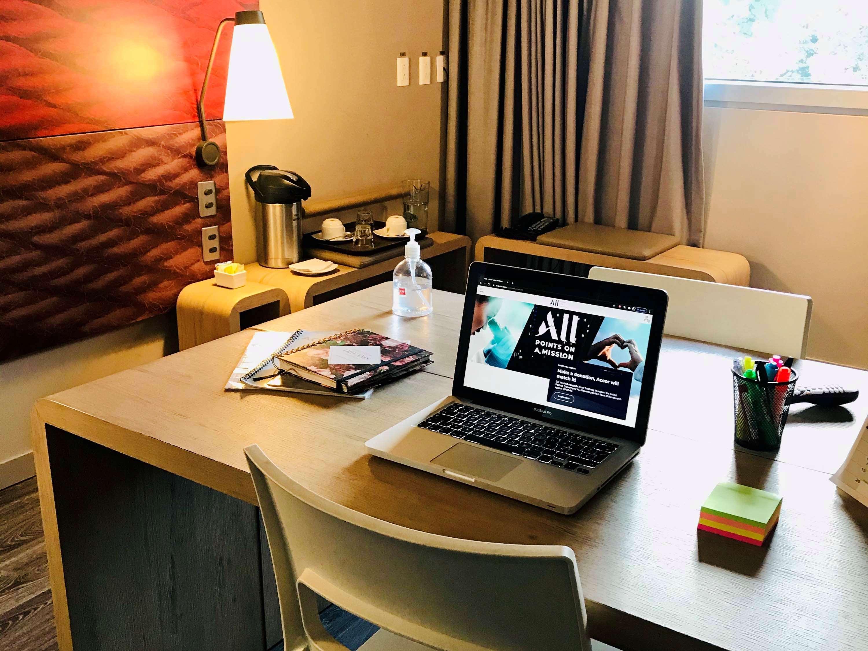 Hotel Ibis Cali Granada ภายนอก รูปภาพ