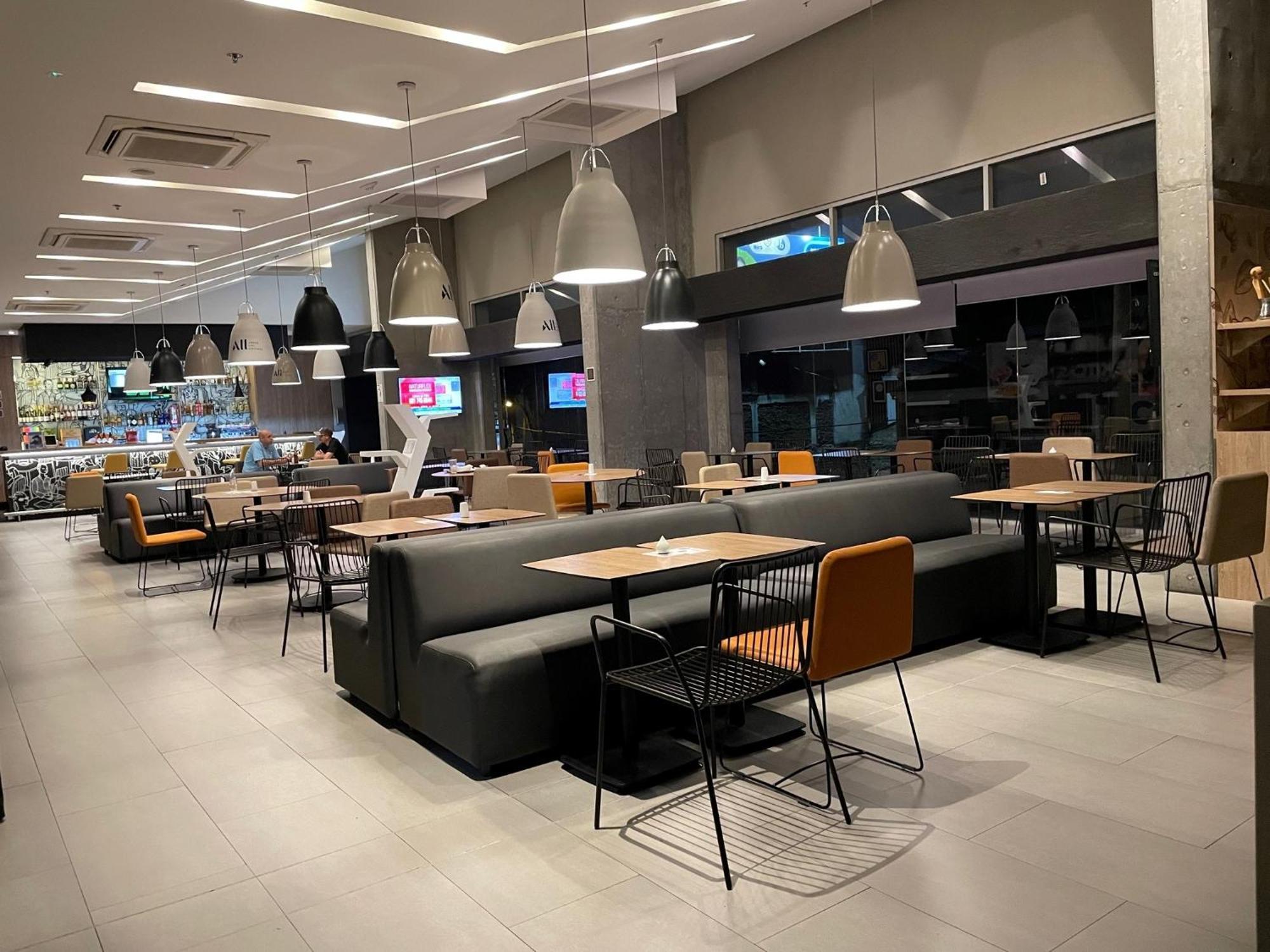 Hotel Ibis Cali Granada ภายนอก รูปภาพ